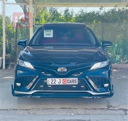 تۆیۆتا کامری